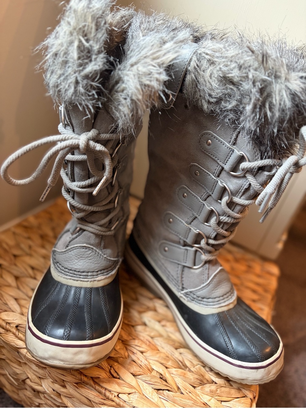 Sorel Women’s Joan of Arc Winter Waterproof Boots